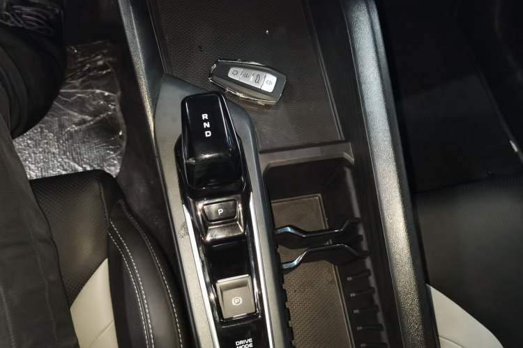Used Geely Auto Binray 2024 Binrui COOL 1.5T DCT Champion Edition Gear Lever