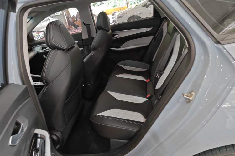 Used Geely Auto Binray 2024 Binrui COOL 1.5T DCT Champion Edition Left Rear Seat