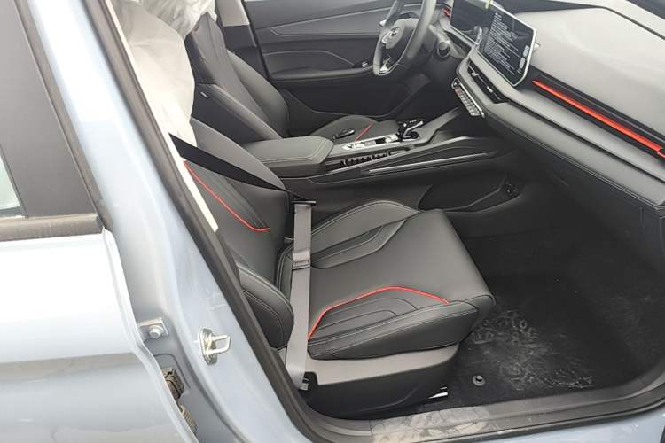 Used Geely Auto Binray 2024 Binrui COOL 1.5T DCT Longteng Edition Right Front Seat
