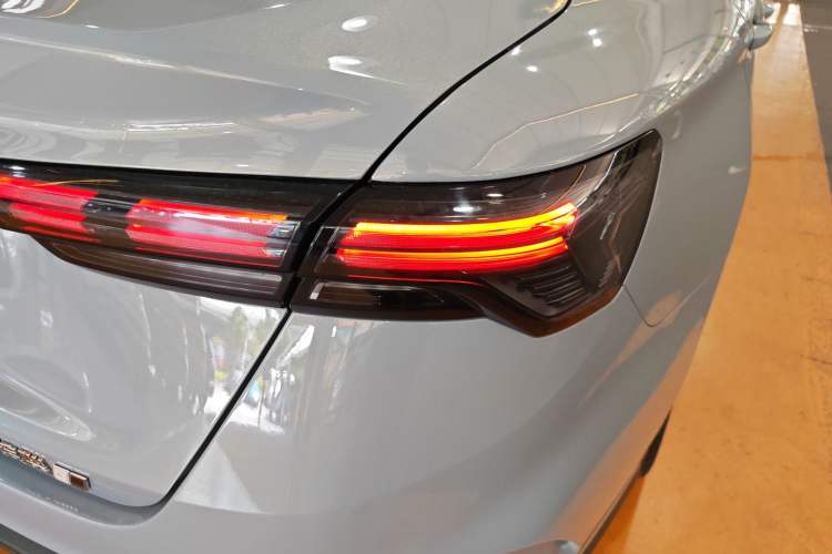 Used Geely Auto Binray 2024 Binrui COOL 1.5T DCT Champion Edition Right Rear Taillight