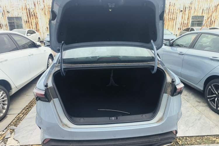 Used Geely Auto Binray 2024 Binrui COOL 1.5T DCT Longteng Edition Trunk