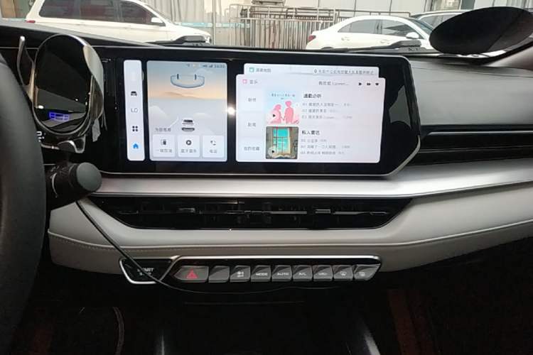 Used Geely Auto Binray 2024 Binrui COOL 1.5T DCT Champion Edition Audio And AC Panel