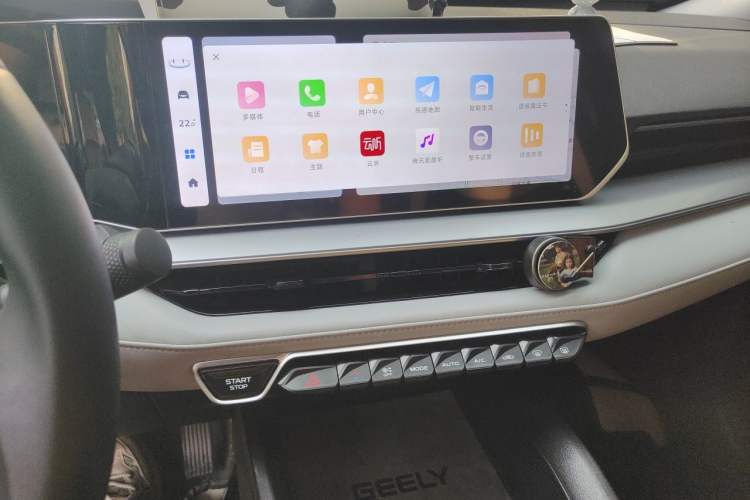 Used Geely Auto Binray 2024 Binrui COOL 1.5T DCT Champion Edition Audio And AC Panel