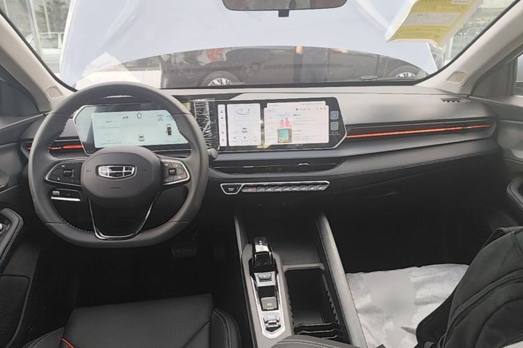 Used Geely Auto Binray 2024 Binrui COOL 1.5T DCT Longteng Edition Center Console