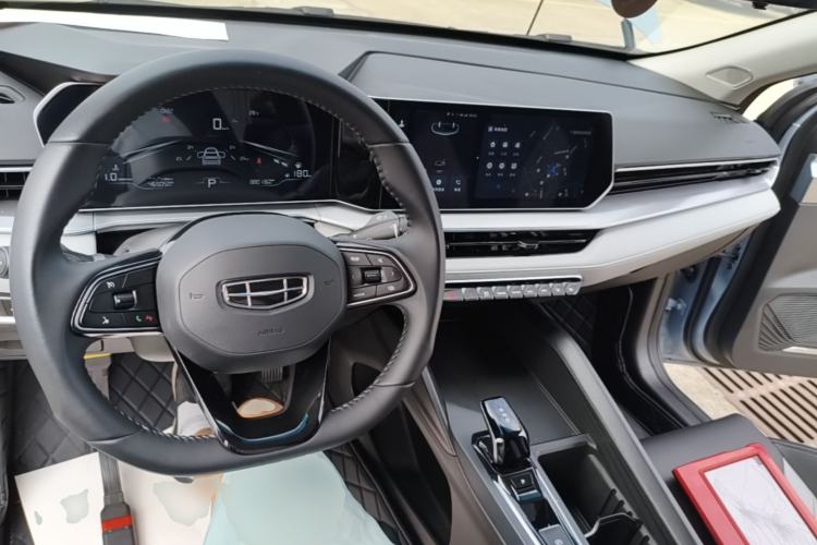 Used Geely Auto Binray 2024 Binrui COOL 1.5T DCT Champion Edition Center Console