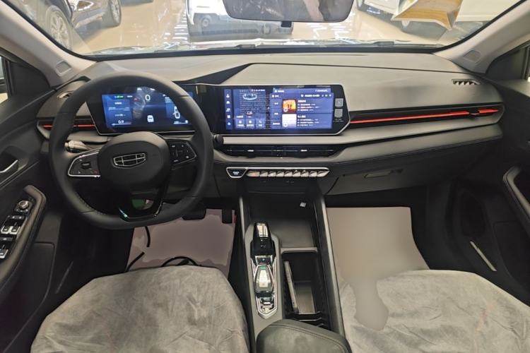 Used Geely Auto Binray 2024 Binrui COOL 1.5T DCT Longteng Edition Center Console