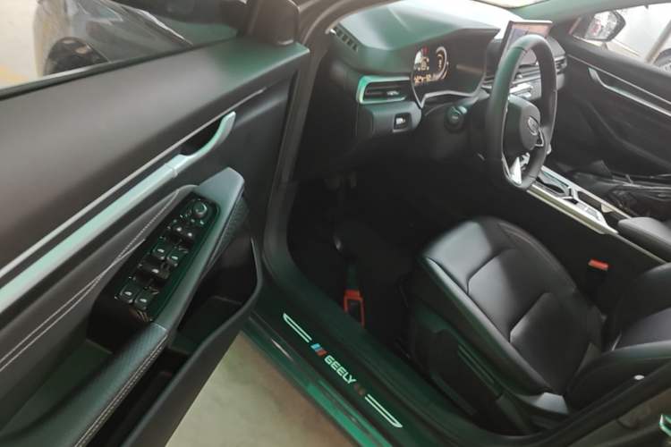 Used Geely Auto Binray 2024 Binrui COOL 1.5T DCT Champion Edition Driver Seat