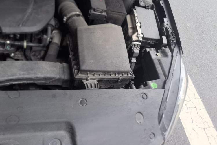 Used Geely Auto Binray 2024 Binrui COOL 1.5T DCT Champion Edition Engine Bay Left