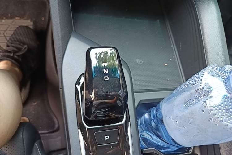 Used Geely Auto Binray 2024 Binrui COOL 1.5T DCT Champion Edition Gear Lever