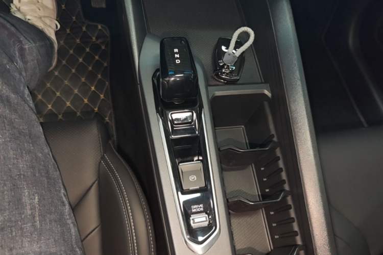 Used Geely Auto Binray 2024 Binrui COOL 1.5T DCT Longteng Edition Gear Lever