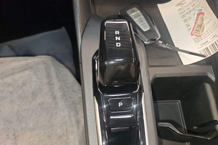 Used Geely Auto Binray 2024 Binrui COOL 1.5T DCT Longteng Edition Gear Lever