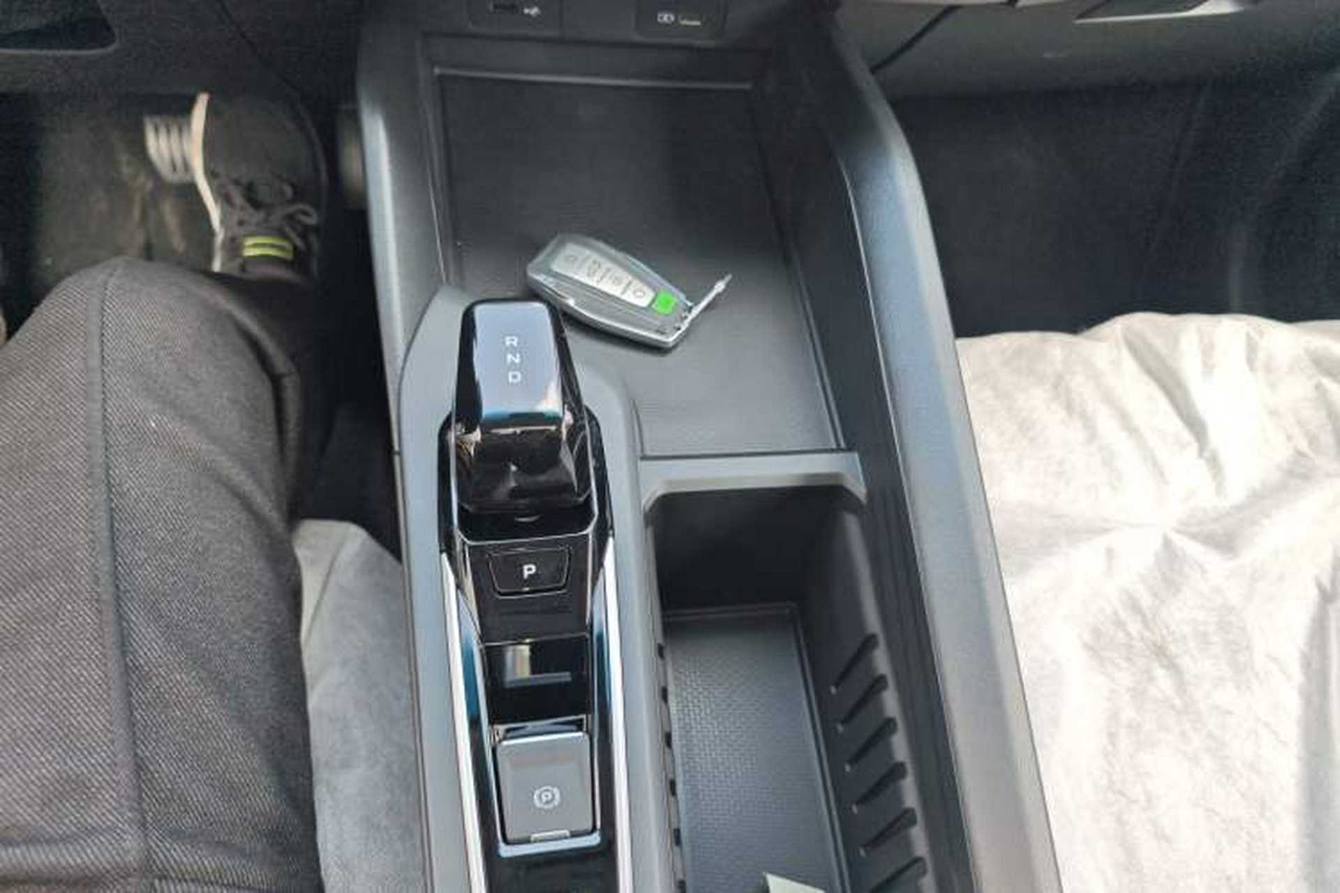 Used Geely Auto Binray 2024 Binrui COOL 1.5T DCT Longteng Edition Gear Lever