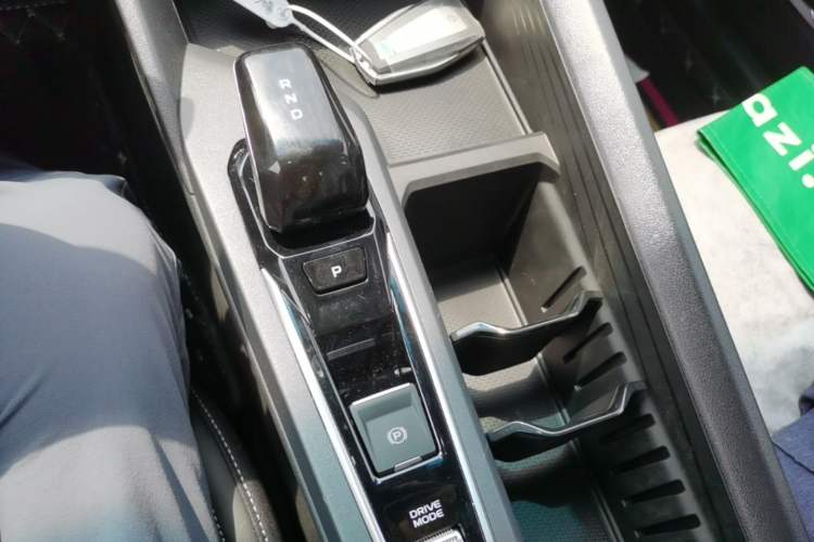 Used Geely Auto Binray 2024 Binrui COOL 1.5T DCT Longteng Edition Gear Lever