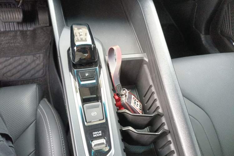 Used Geely Auto Binray 2024 Binrui COOL 1.5T DCT Longteng Edition Gear Lever