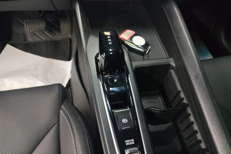 Used Geely Auto Binray 2024 Binrui COOL 1.5T DCT Longteng Edition Gear Lever