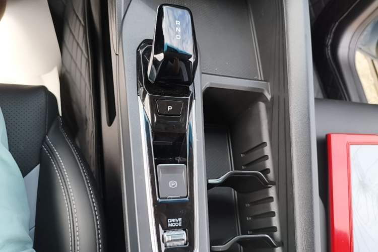 Used Geely Auto Binray 2024 Binrui COOL 1.5T DCT Champion Edition Gear Lever