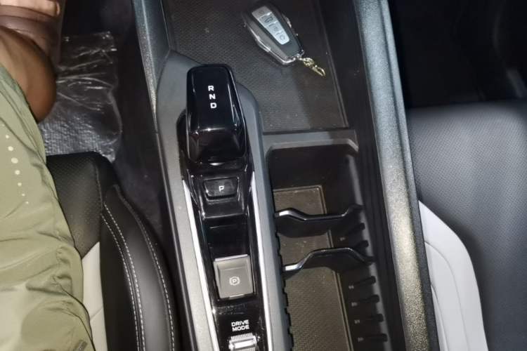 Used Geely Auto Binray 2024 Binrui COOL 1.5T DCT Champion Edition Gear Lever