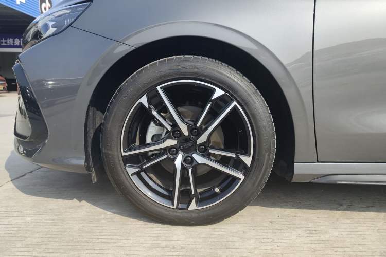 Used Geely Auto Binray 2024 Binrui COOL 1.5T DCT Champion Edition Left Front Wheel Hub