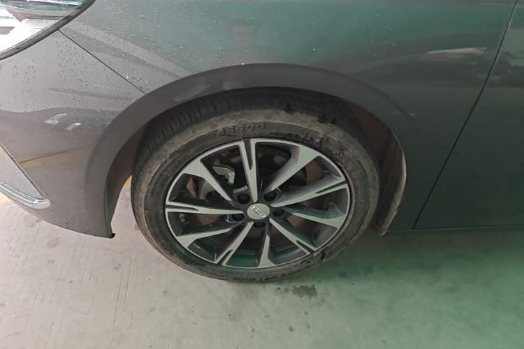 Used Geely Auto Binray 2024 Binrui COOL 1.5T DCT Champion Edition Left Front Wheel Hub