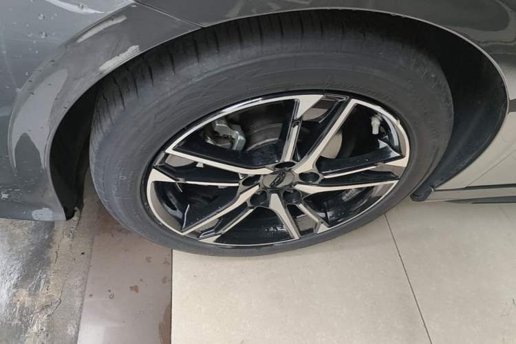 Used Geely Auto Binray 2024 Binrui COOL 1.5T DCT Longteng Edition Left Front Wheel Hub