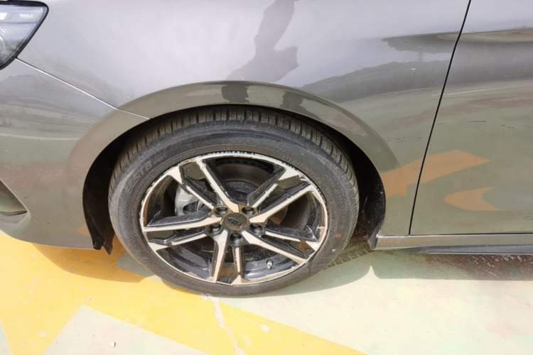 Used Geely Auto Binray 2024 Binrui COOL 1.5T DCT Longteng Edition Left Front Wheel Hub
