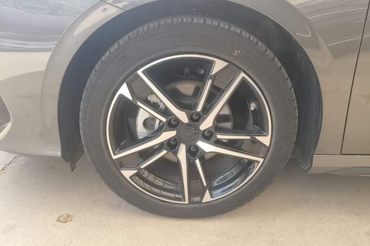 Used Geely Auto Binray 2024 Binrui COOL 1.5T DCT Champion Edition Left Front Wheel Hub