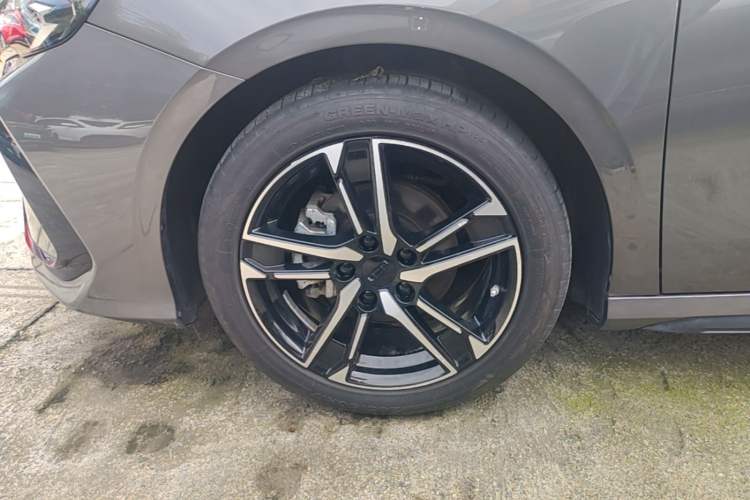 Used Geely Auto Binray 2024 Binrui COOL 1.5T DCT Longteng Edition Left Front Wheel Hub