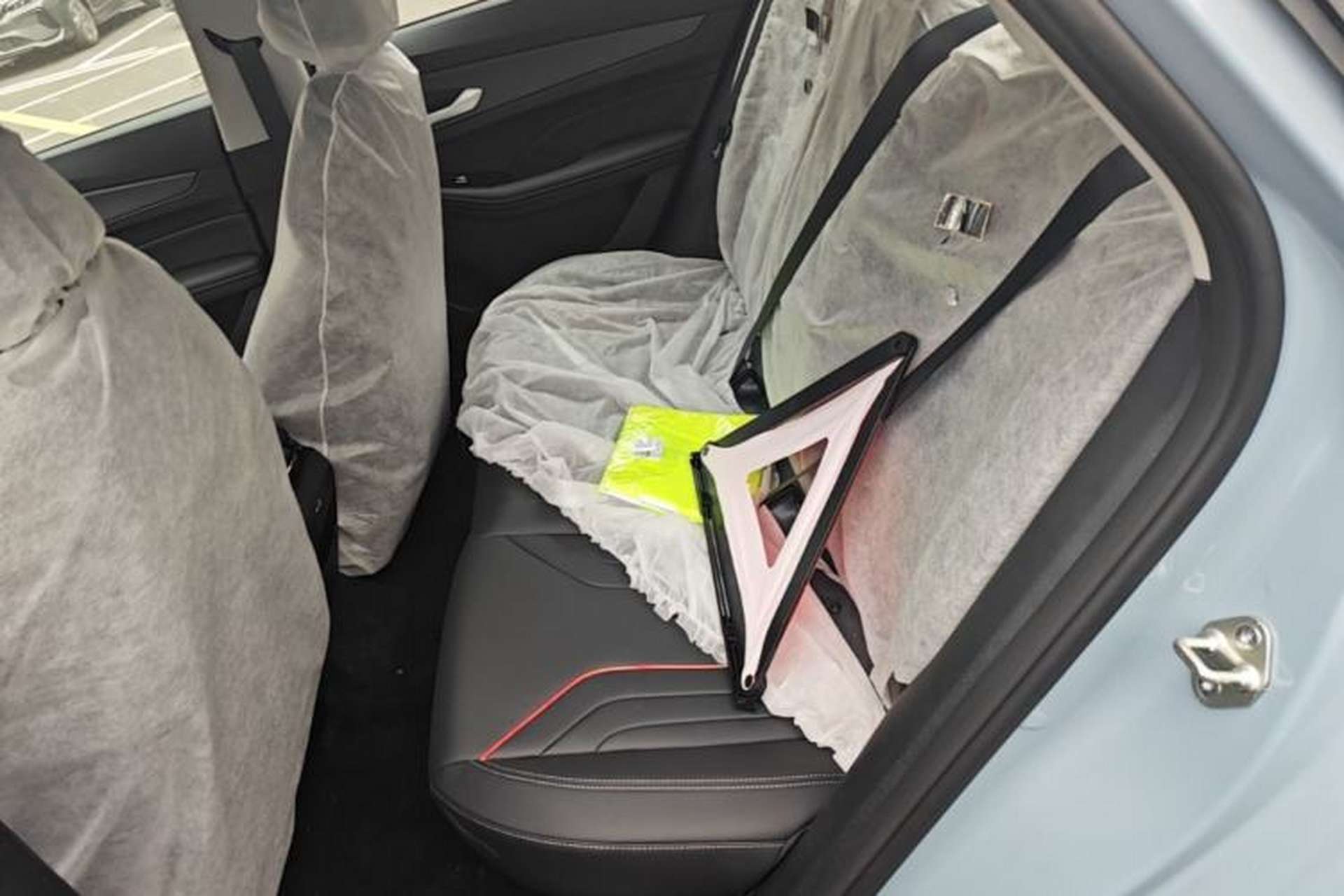 Used Geely Auto Binray 2024 Binrui COOL 1.5T DCT Longteng Edition Left Rear Seat
