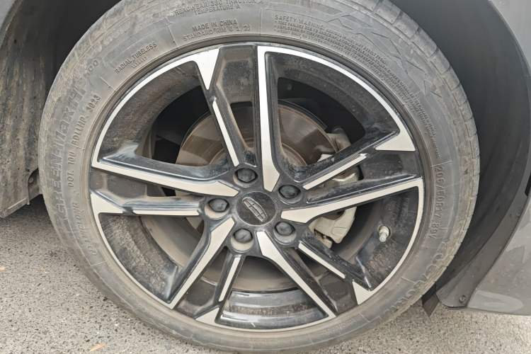 Used Geely Auto Binray 2024 Binrui COOL 1.5T DCT Champion Edition Right Front Wheel Hub