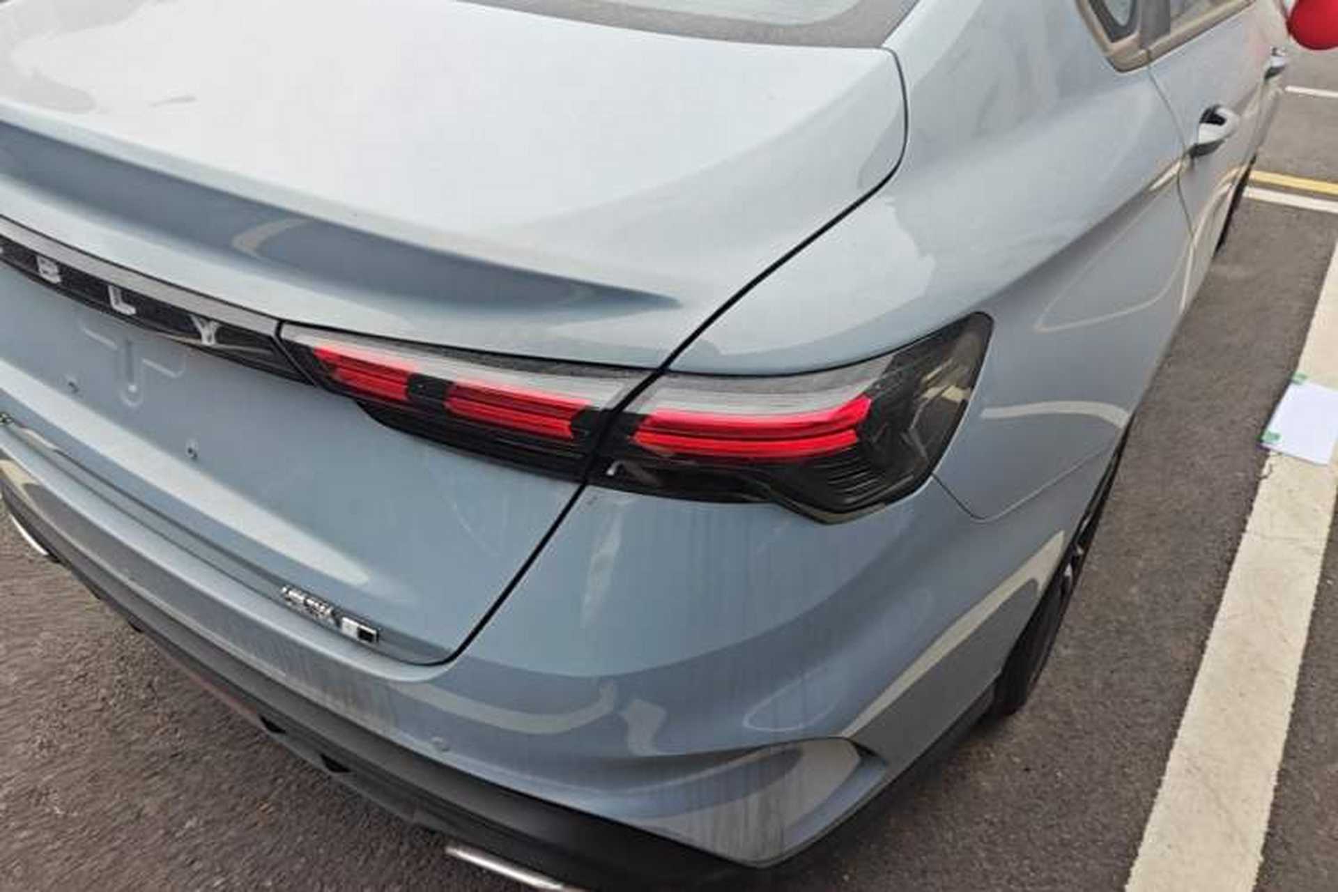 Used Geely Auto Binray 2024 Binrui COOL 1.5T DCT Longteng Edition Right Rear Taillight