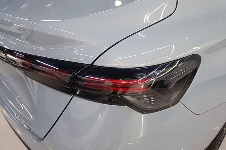 Used Geely Auto Binray 2024 Binrui COOL 1.5T DCT Longteng Edition Right Rear Taillight