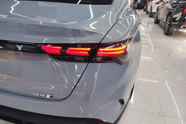 Used Geely Auto Binray 2024 Binrui COOL 1.5T DCT Longteng Edition Right Rear Taillight