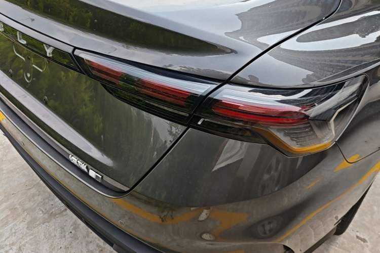 Used Geely Auto Binray 2024 Binrui COOL 1.5T DCT Longteng Edition Right Rear Taillight