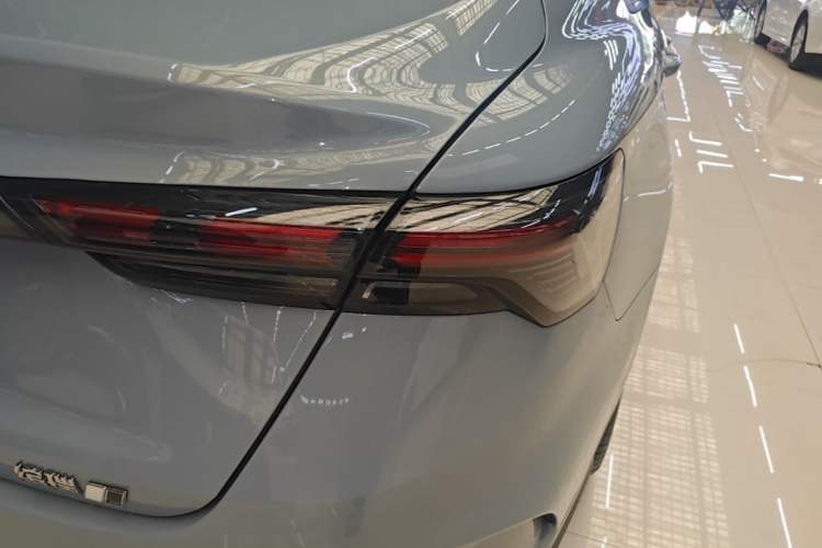 Used Geely Auto Binray 2024 Binrui COOL 1.5T DCT Longteng Edition Right Rear Taillight