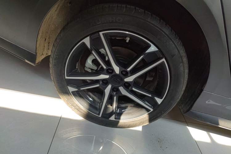 Used Geely Auto Binray 2024 Binrui COOL 1.5T DCT Champion Edition Right Rear Wheel Hub
