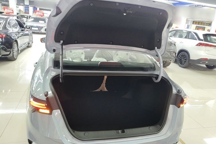 Used Geely Auto Binray 2024 Binrui COOL 1.5T DCT Longteng Edition Trunk