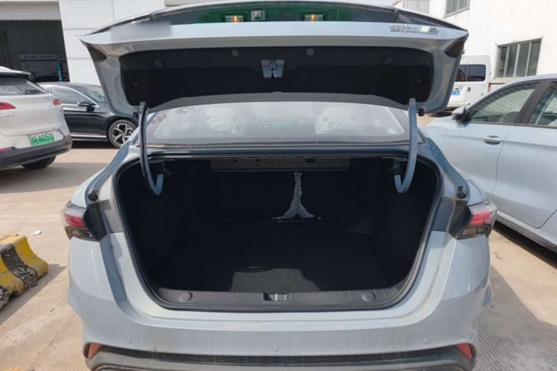 Used Geely Auto Binray 2024 Binrui COOL 1.5T DCT Longteng Edition Trunk