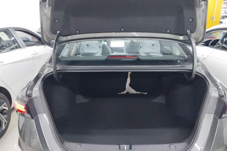 Used Geely Auto Binray 2024 Binrui COOL 1.5T DCT Longteng Edition Trunk