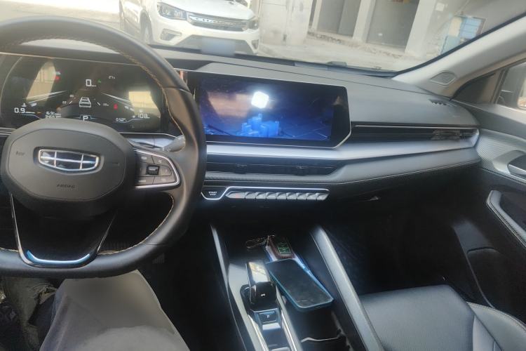 Used Geely Auto Binray 2024 Binrui COOL 1.5T DCT Champion Edition Center Console