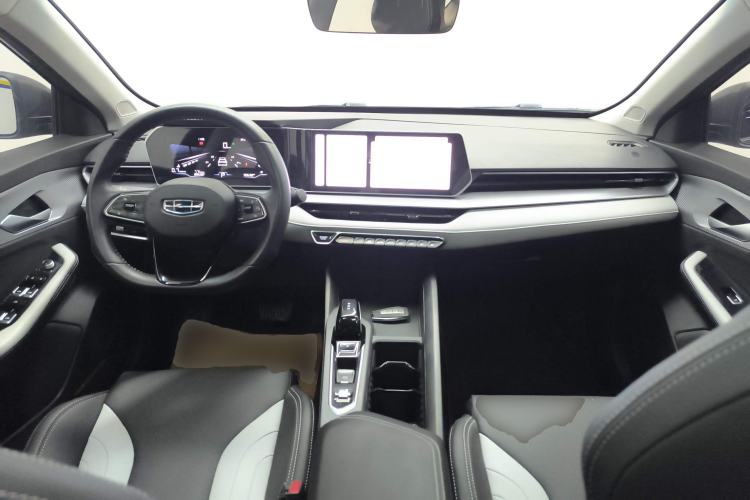 Used Geely Auto Binray 2024 Binrui COOL 1.5T DCT Champion Edition Center Console