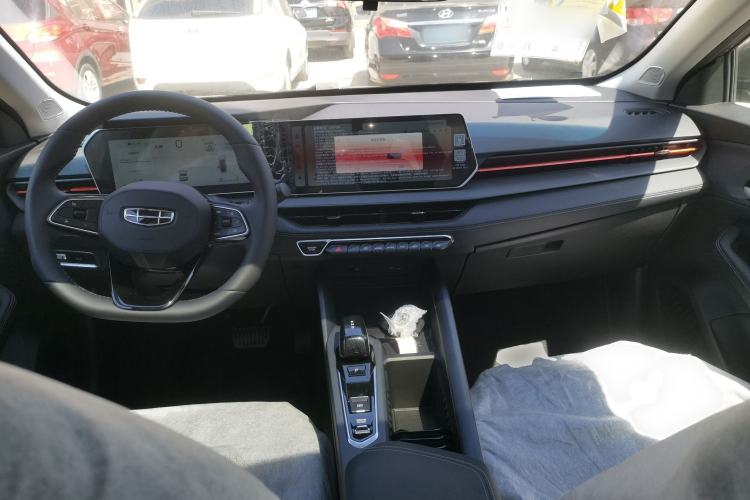 Used Geely Auto Binray 2024 Binrui COOL 1.5T DCT Longteng Edition Center Console