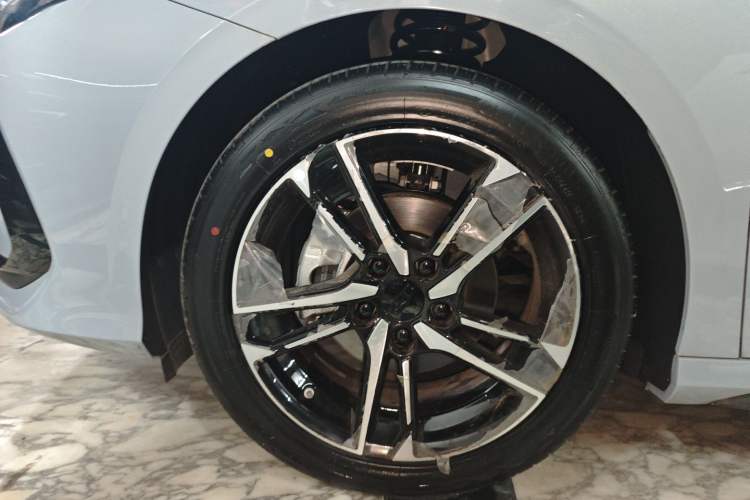 Used Geely Auto Binray 2024 Binrui COOL 1.5T DCT Longteng Edition Exterior 4