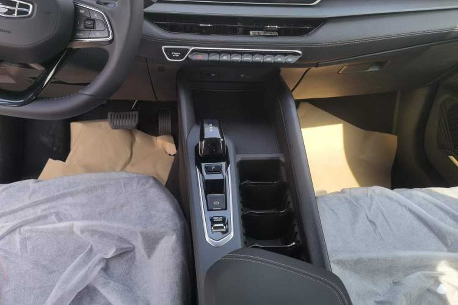 Used Geely Auto Binray 2024 Binrui COOL 1.5T DCT Longteng Edition Gear Lever