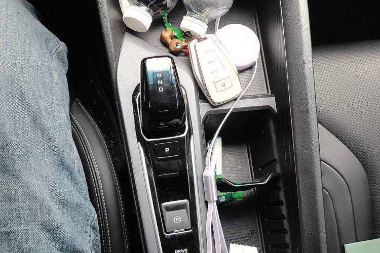 Used Geely Auto Binray 2024 Binrui COOL 1.5T DCT Longteng Edition Gear Lever