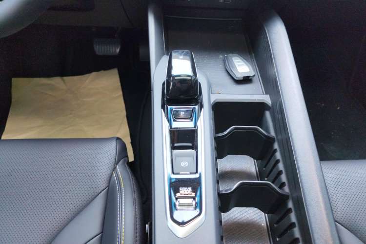Used Geely Auto Binray 2024 Binrui COOL 1.5T DCT Champion Edition Gear Lever
