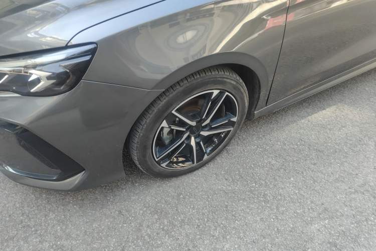 Used Geely Auto Binray 2024 Binrui COOL 1.5T DCT Champion Edition Left Front Wheel Hub