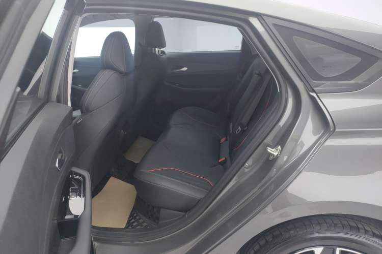 Used Geely Auto Binray 2024 Binrui COOL 1.5T DCT Longteng Edition Right Rear Seat