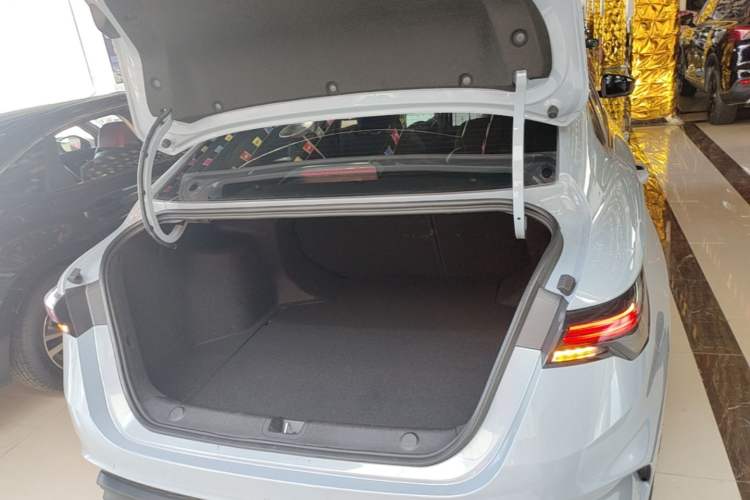 Used Geely Auto Binray 2024 Binrui COOL 1.5T DCT Longteng Edition Trunk