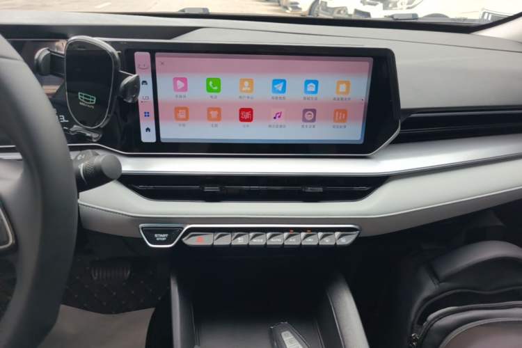 Used Geely Auto Binray 2024 Binrui COOL 1.5T DCT Champion Edition Audio And AC Panel