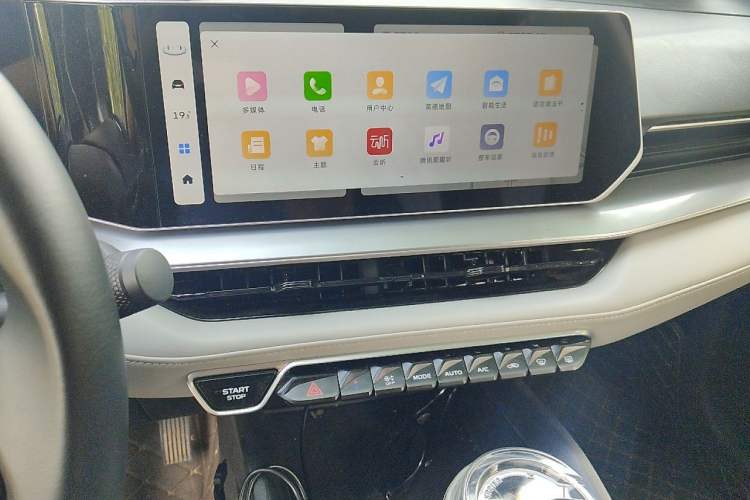 Used Geely Auto Binray 2024 Binrui COOL 1.5T DCT Champion Edition Audio And AC Panel